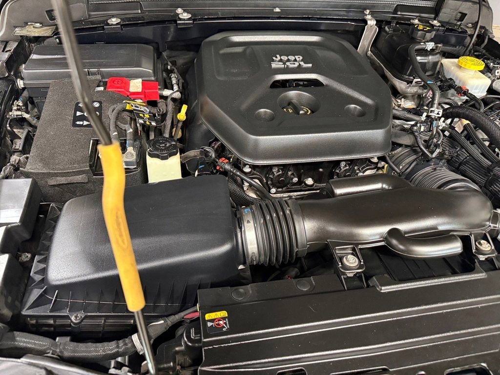 Used 2021 Jeep Wrangler Unlimited Rubicon w/ Uconnect 4C Nav & Sound Group AWD/4WD image 40