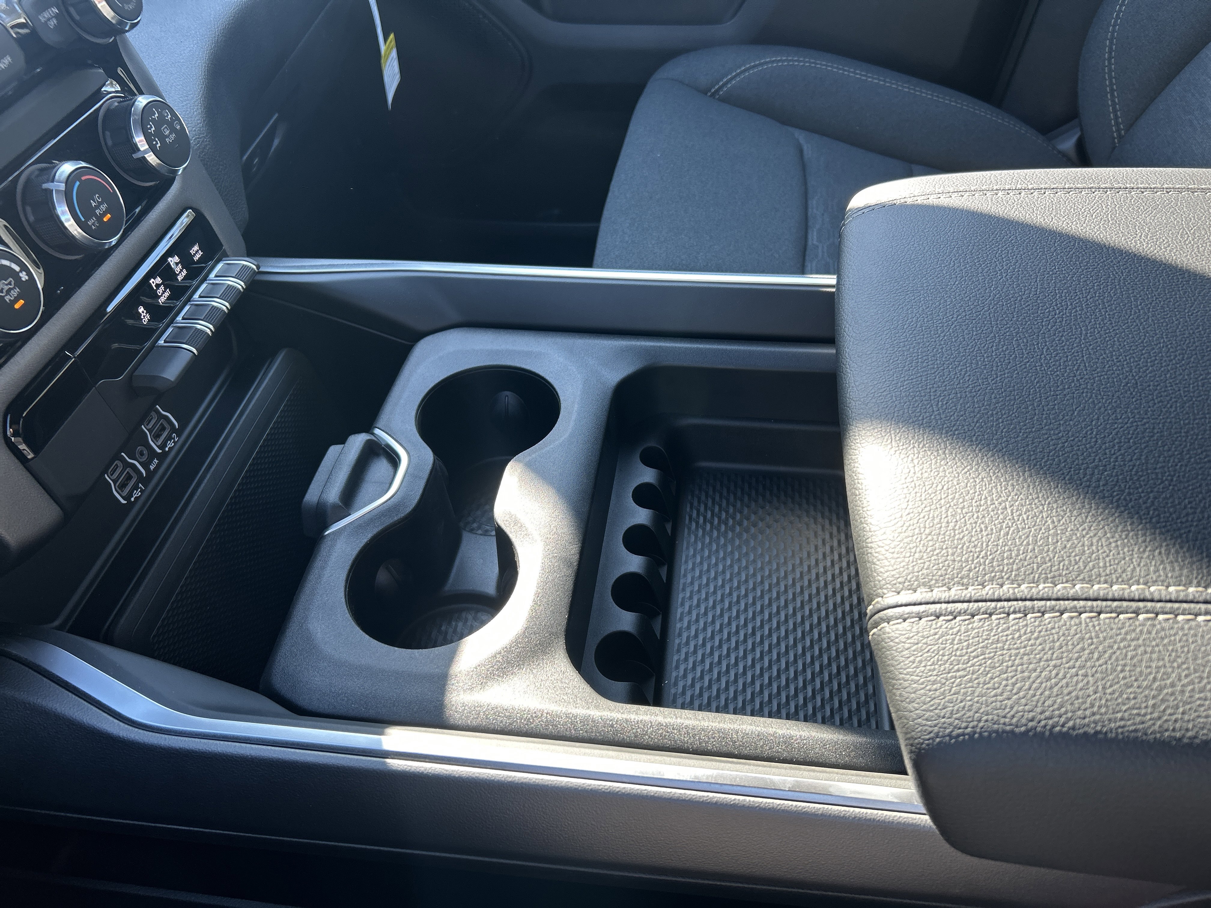 New 2026 RAM 1500 Express image 42