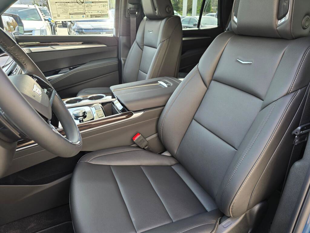 New 2026 Cadillac Escalade 4WD image 32