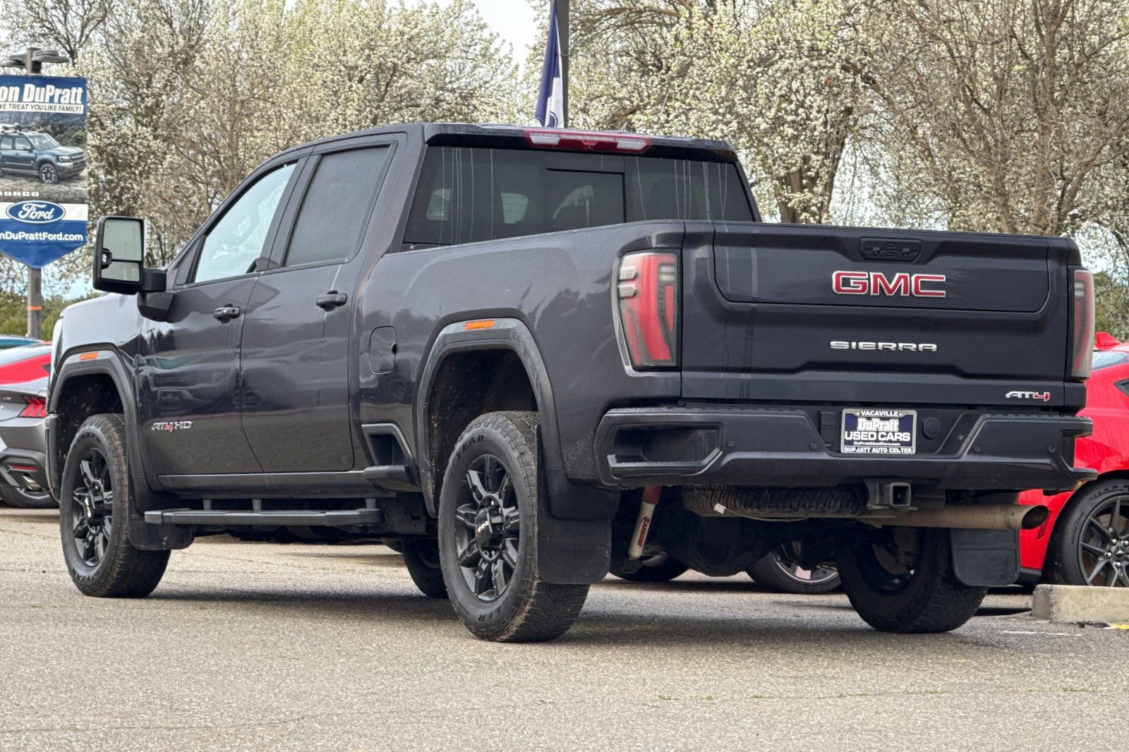 Used 2024 GMC Sierra 2500 AT4 w/ AT4 Preferred Package image 6