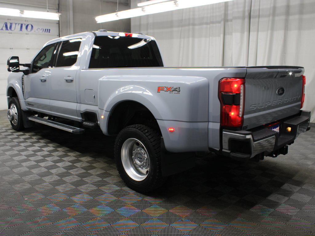 Used 2025 Ford F450 Lariat w/ FX4 Off-Road Package AWD/4WD image 7