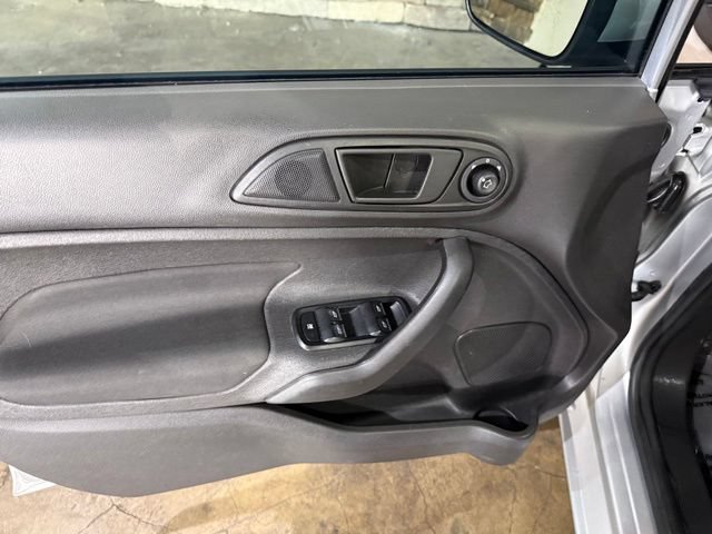 Used 2019 Ford Fiesta SE FWD image 9