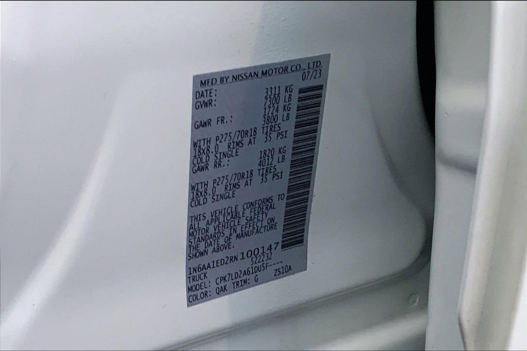 Used 2024 Nissan Titan PRO-4X w/ Pro-4x Convenience Package image 14