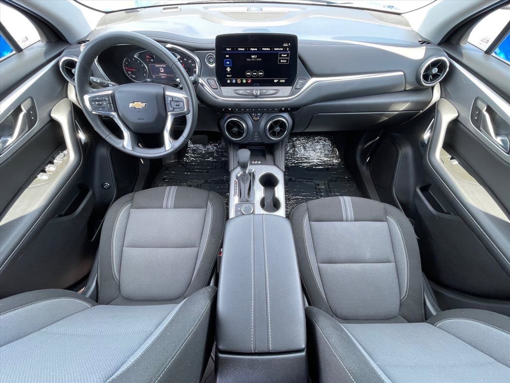 Used 2024 Chevrolet Blazer LT w/ Convenience Package FWD image 10