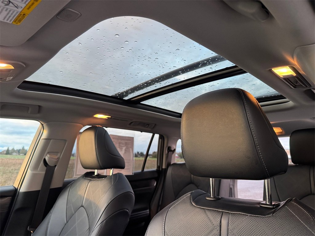 Used 2023 Toyota Highlander Platinum image 21