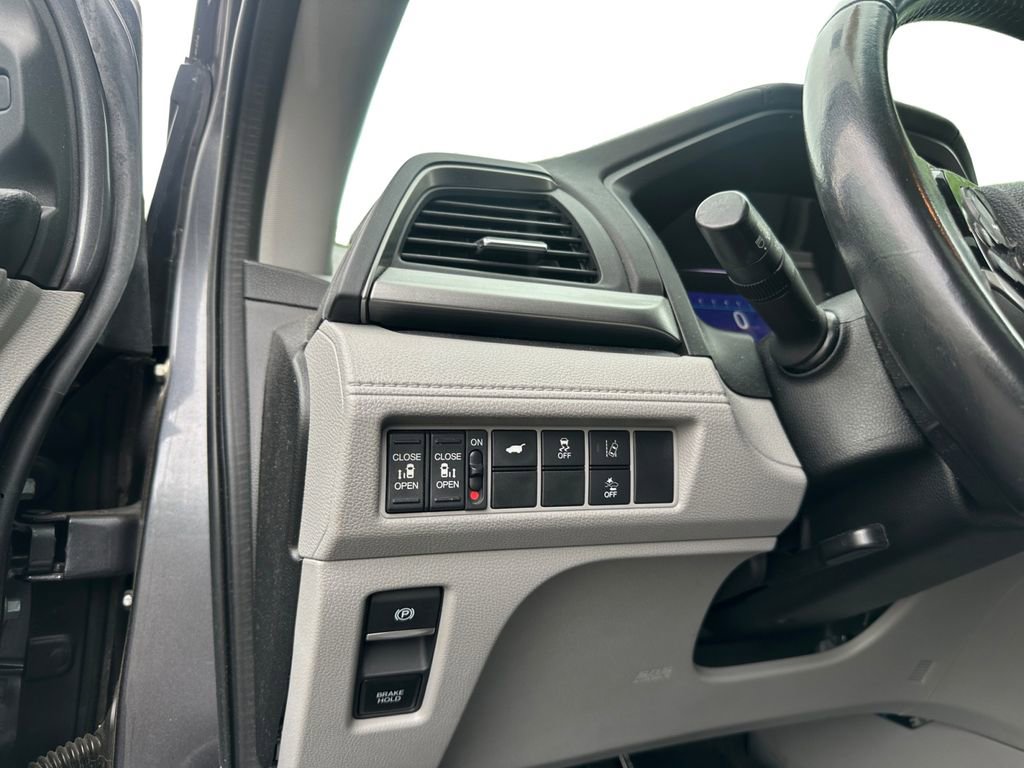 Used 2019 Honda Odyssey EX-L image 13