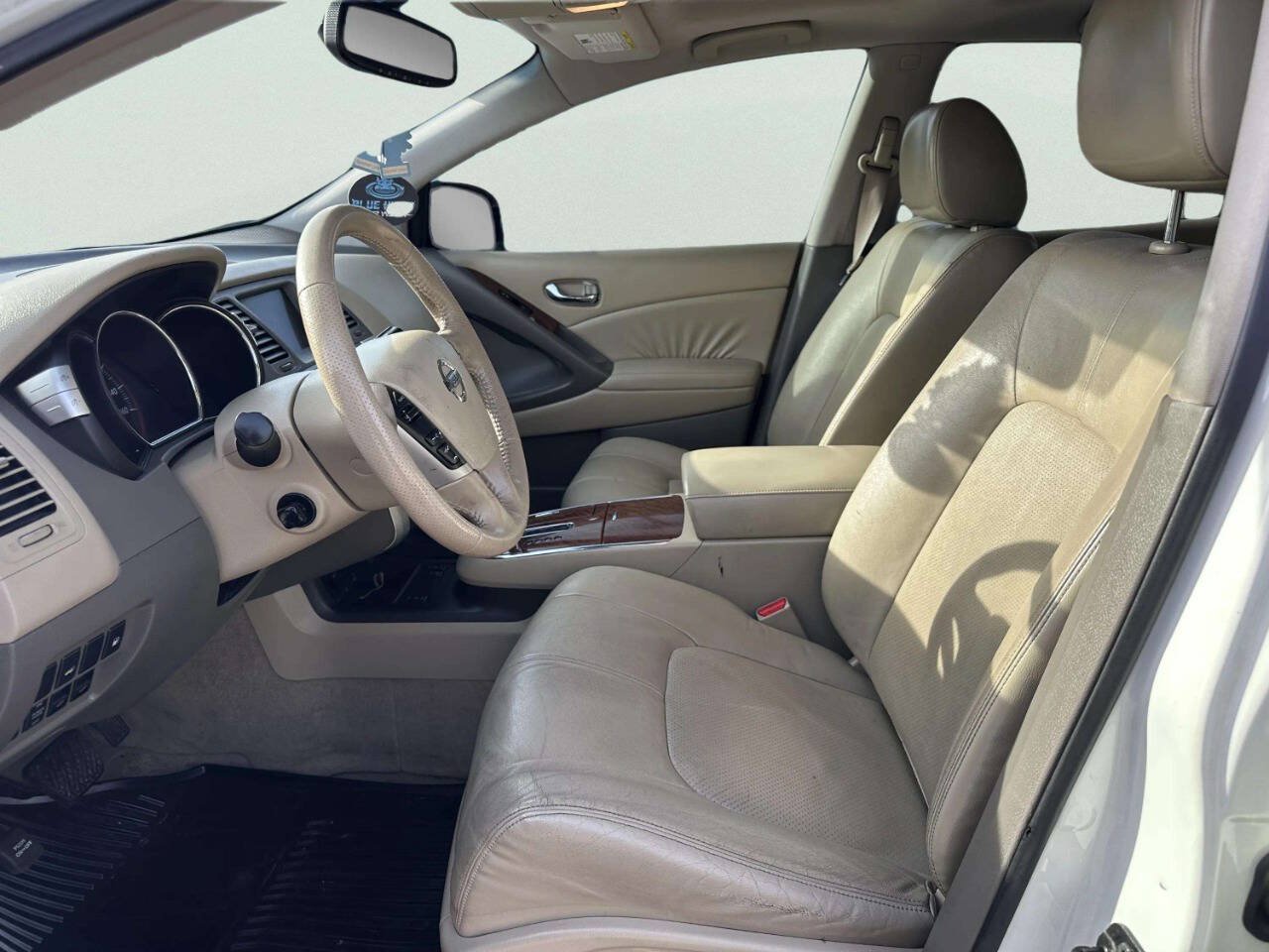 Used 2010 Nissan Murano LE AWD/4WD image 18