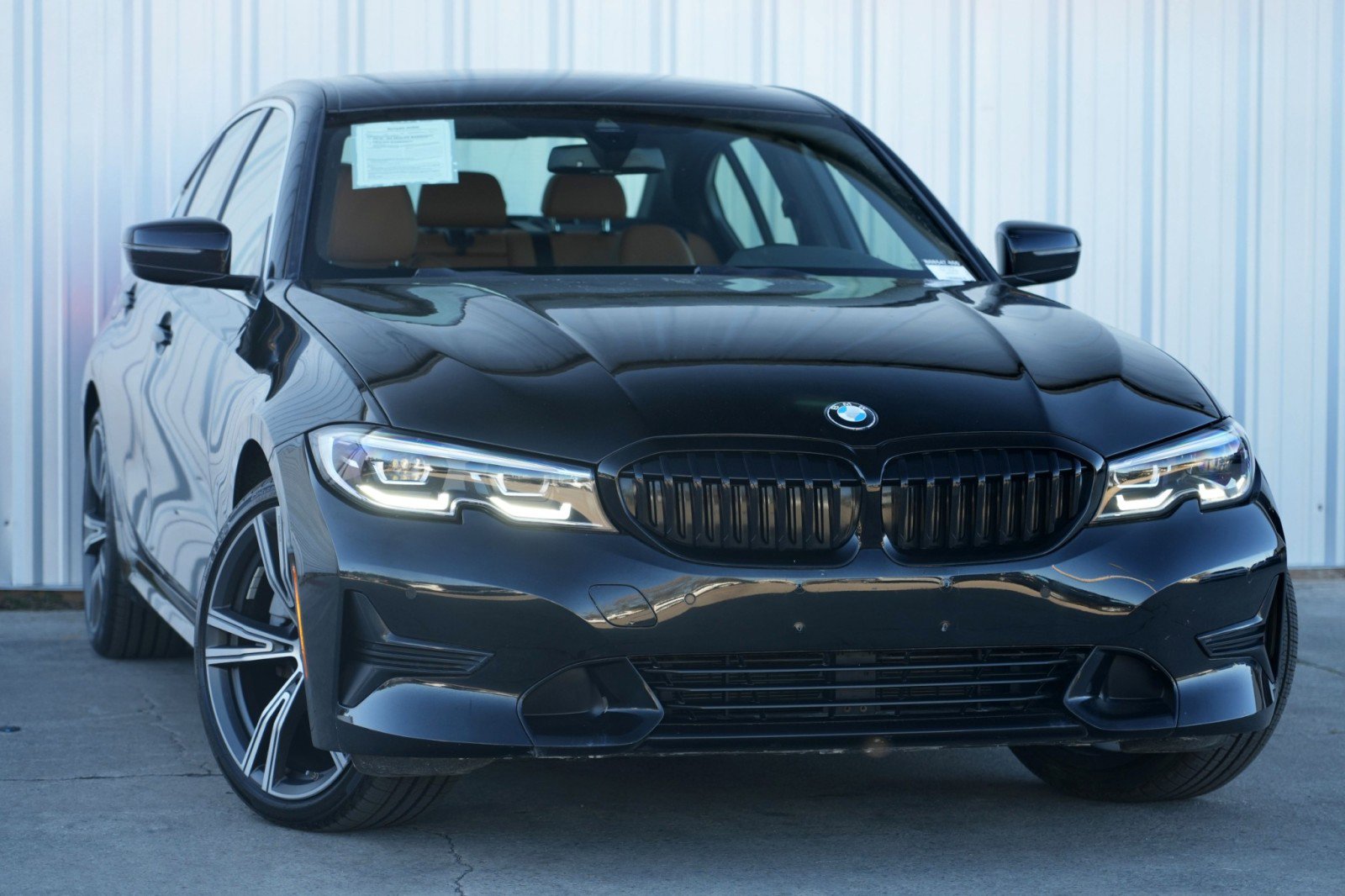 Used 2020 BMW 330i xDrive Sedan w/ Premium Package image 2