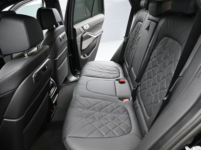 New 2026 BMW X5 xDrive40i w/ M Sport Package image 17