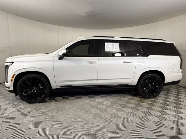 Certified 2025 Cadillac Escalade ESV Sport Platinum w/ LPO, ONYX Package AWD/4WD image 3