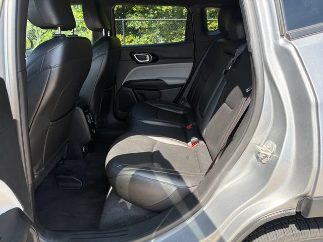 Used 2024 Jeep Compass Limited AWD/4WD image 14