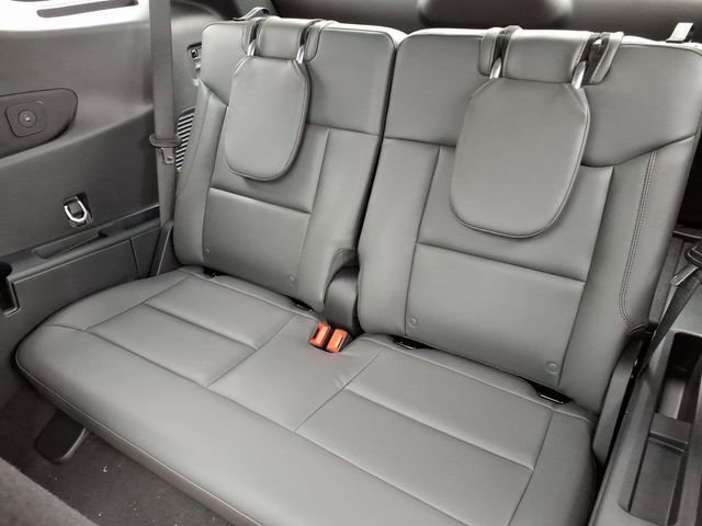 New 2026 Ford Explorer Active AWD/4WD image 10