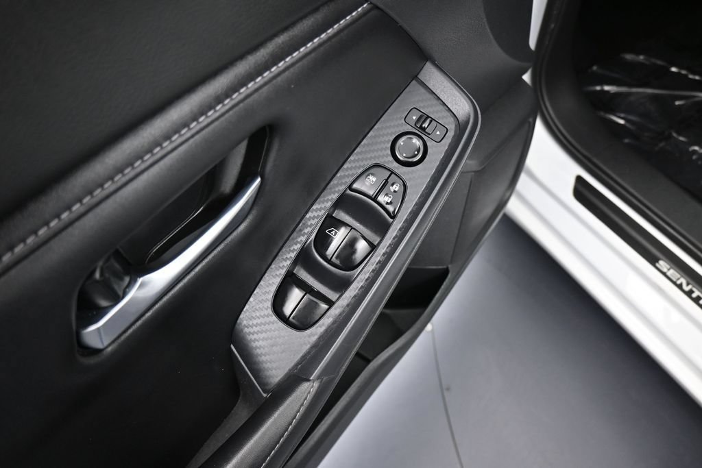 Used 2021 Nissan Sentra SV FWD image 14