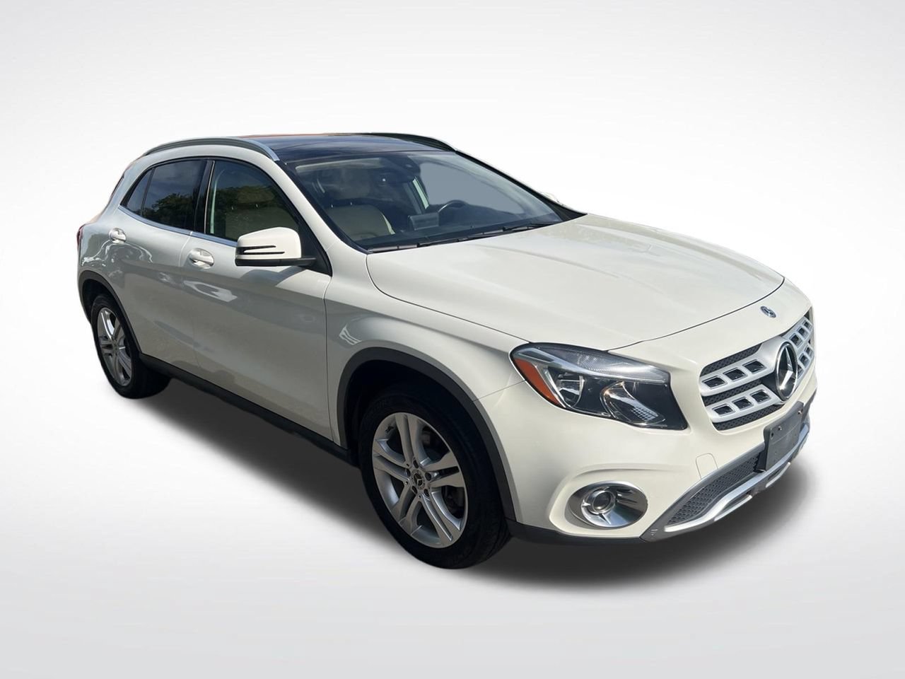 Used 2018 Mercedes-Benz GLA 250 4MATIC w/ Convenience Package image 9