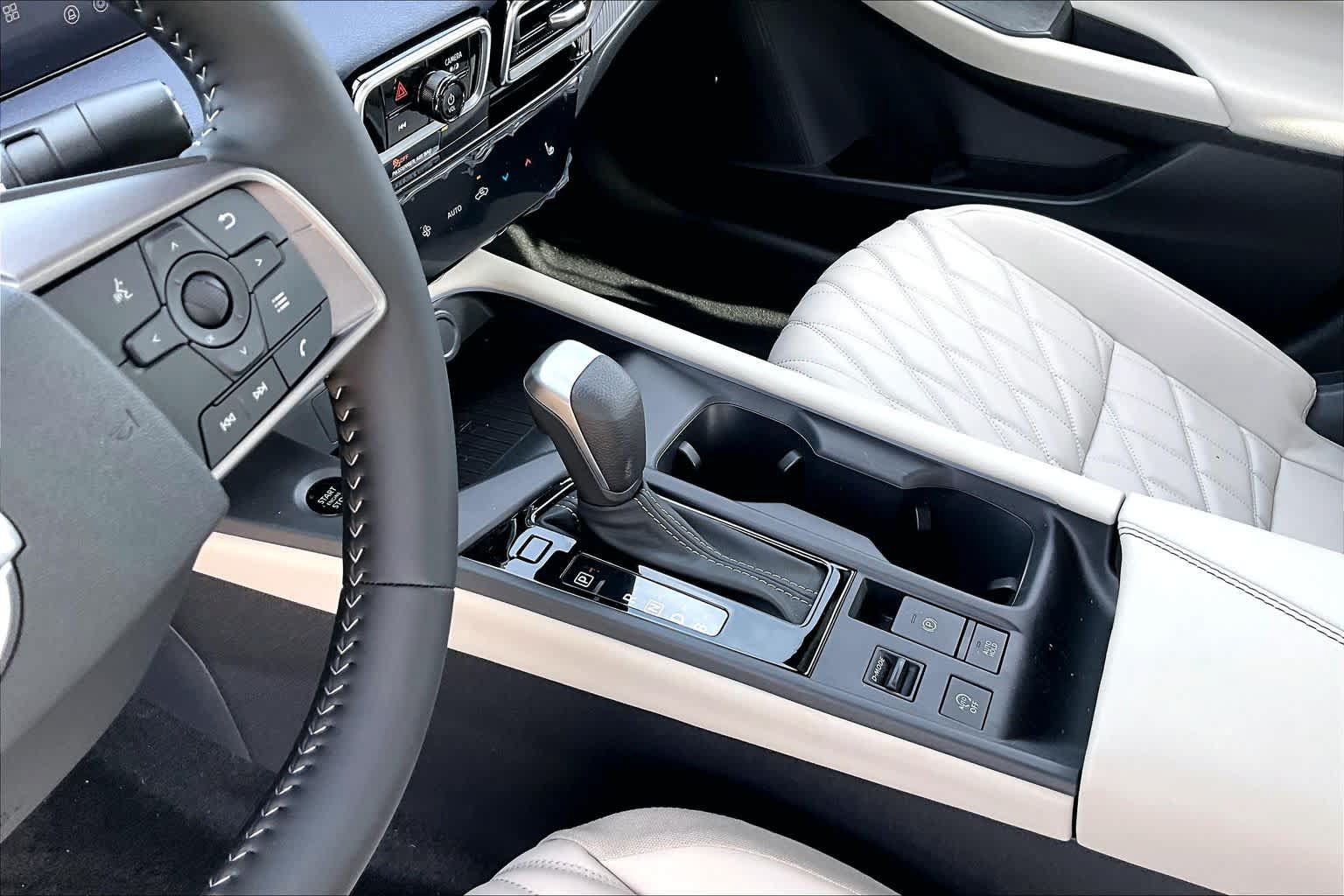 New 2026 Nissan Sentra SL w/ Floor Mat Package FWD image 11