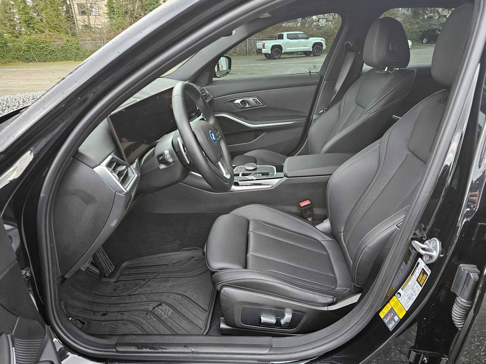 Used 2023 BMW 330e w/ Driving Assistance Package image 20