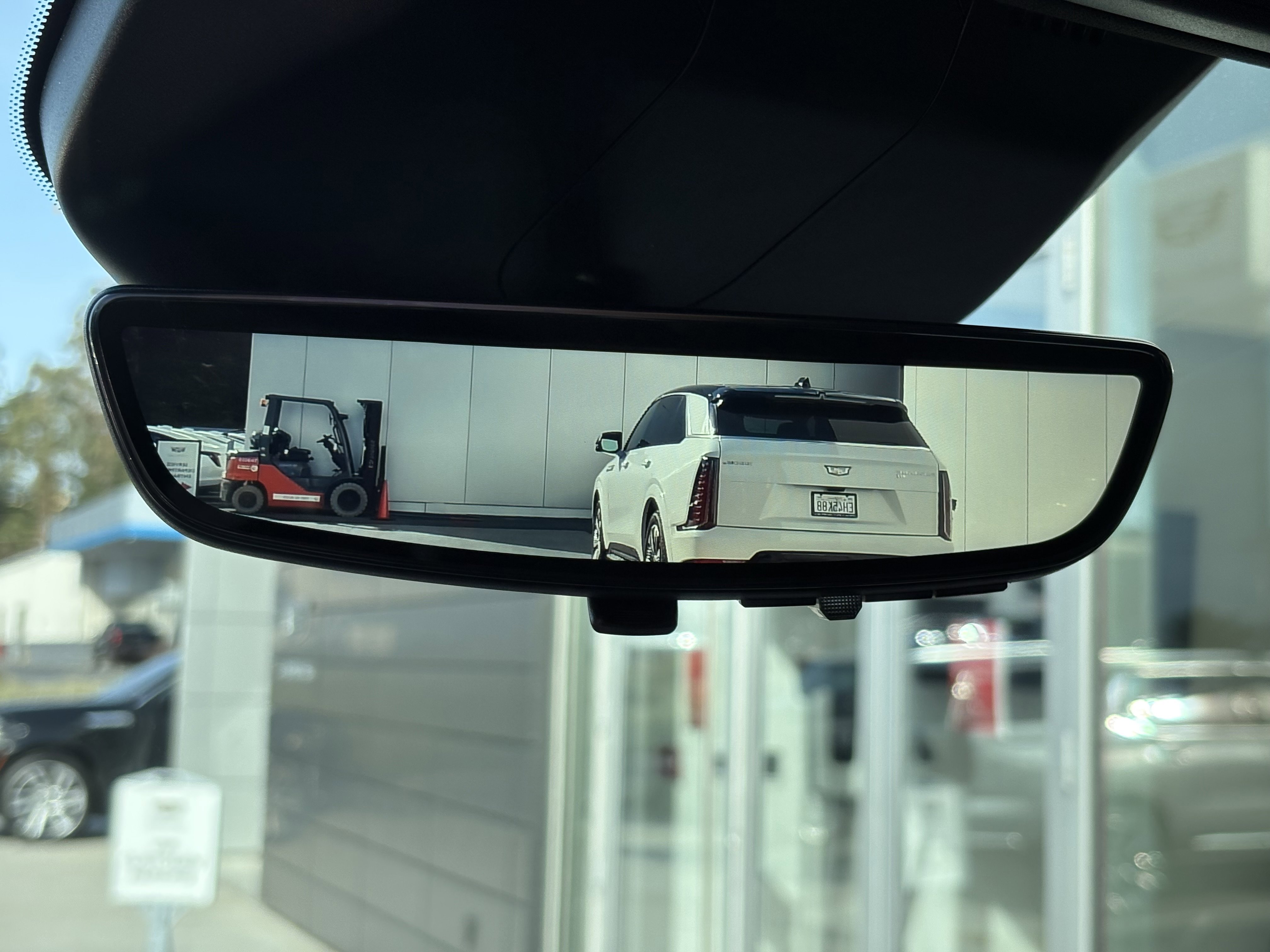 New 2026 Cadillac Escalade Luxury image 36