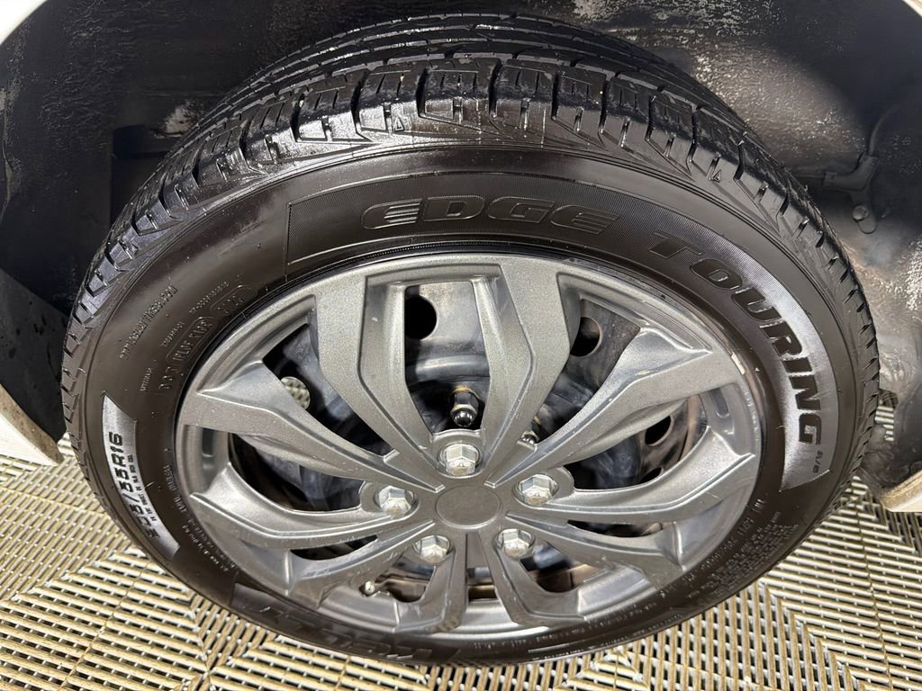 Used 2014 Toyota Corolla S image 17