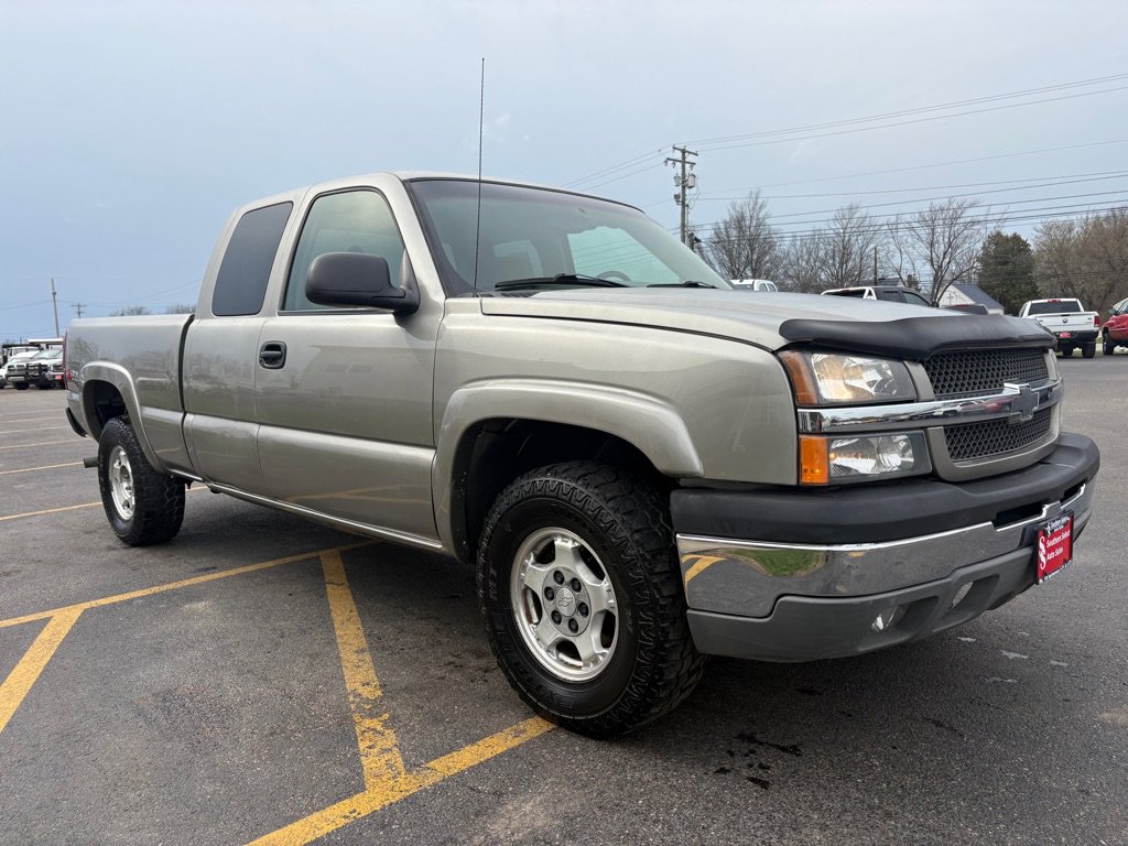 Used 2003 Chevrolet Silverado 1500 LS w/ Off-Road Package AWD/4WD image 4