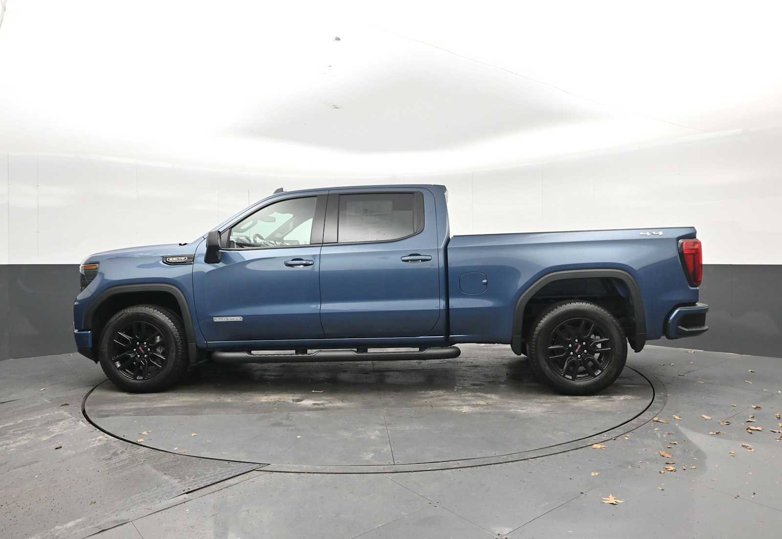 New 2026 GMC Sierra 1500 Elevation image 4