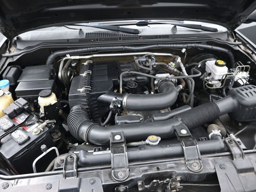 Used 2018 Nissan Frontier SV image 18