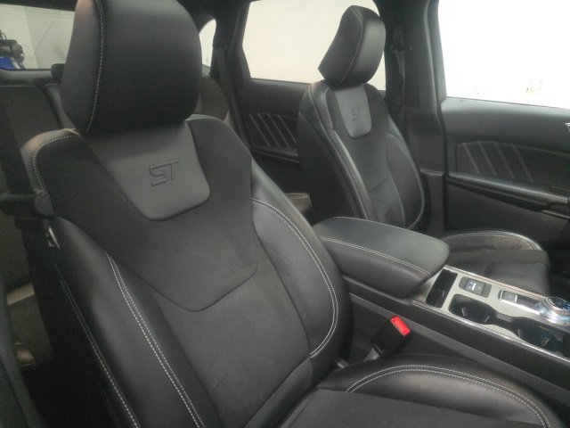 Used 2021 Ford Edge ST w/ Equipment Group 401A image 5