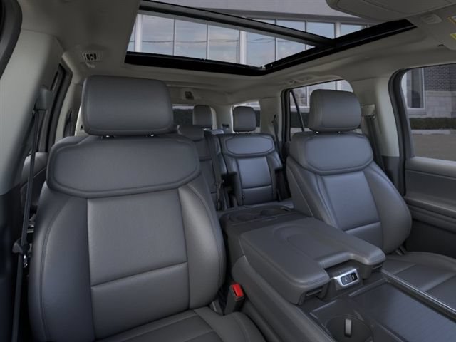 New 2026 Ford Expedition Active AWD/4WD image 10