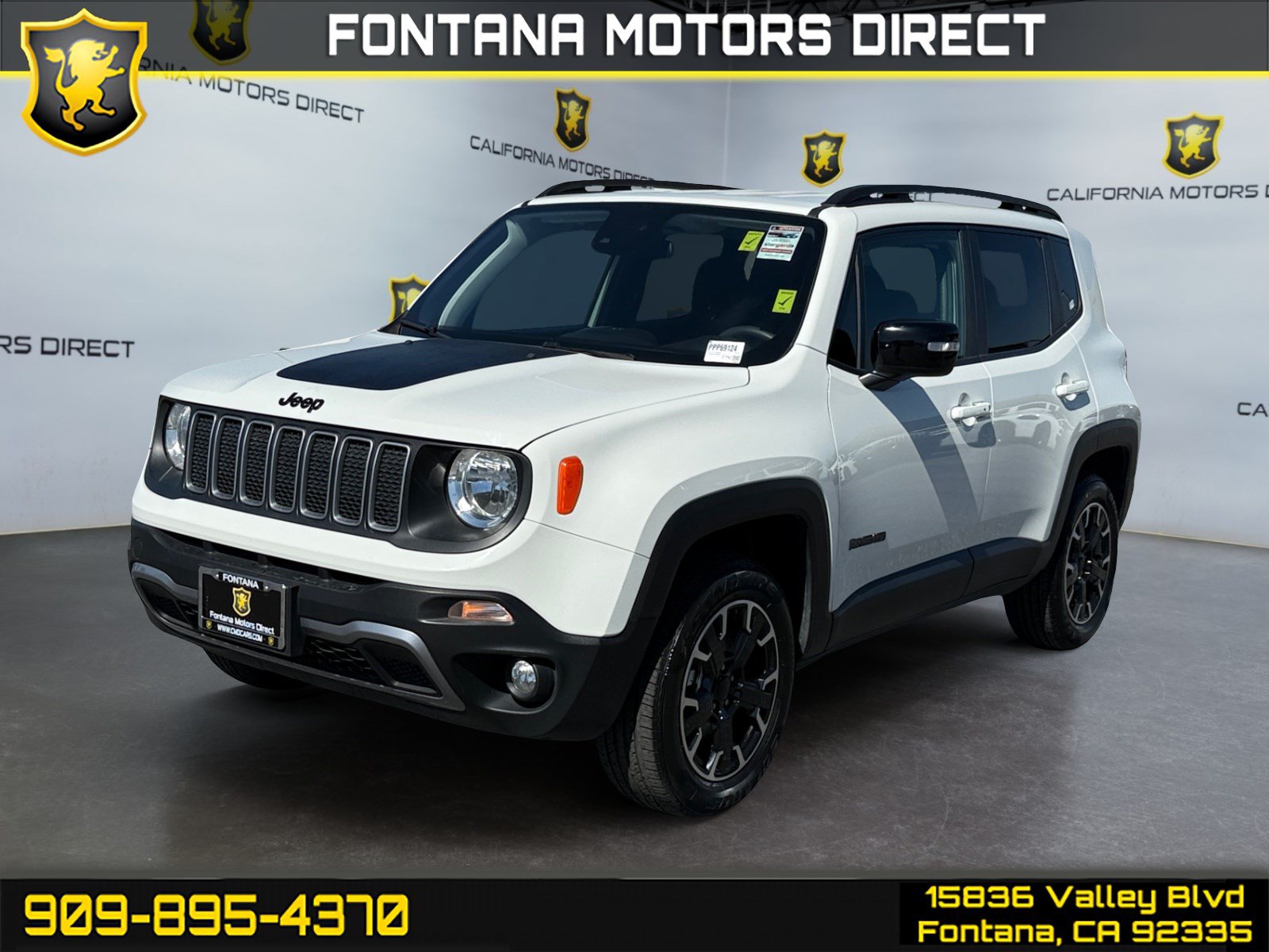 Used 2023 Jeep Renegade Latitude AWD/4WD image 1