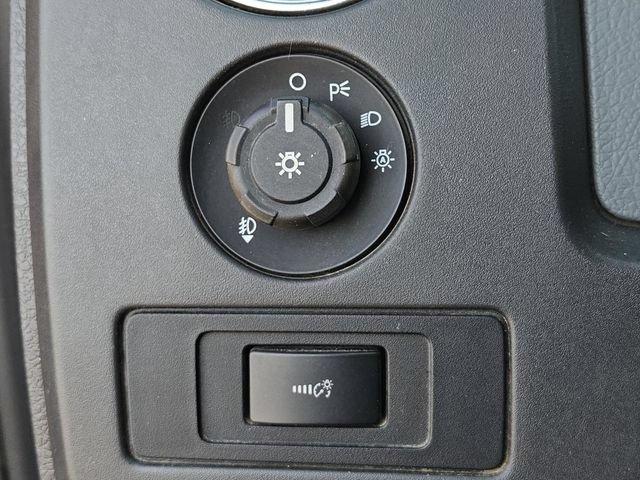 Used 2013 Ford F150 XLT w/ Luxury Equipment Group RWD image 18