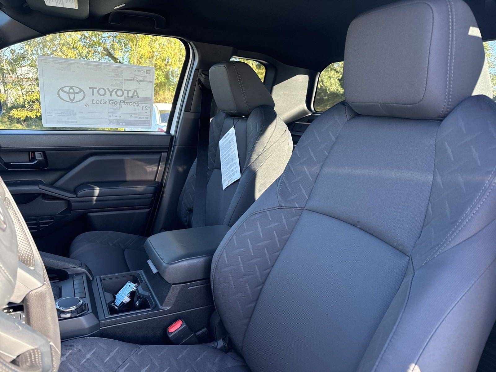 New 2024 Toyota Tacoma SR AWD/4WD image 14