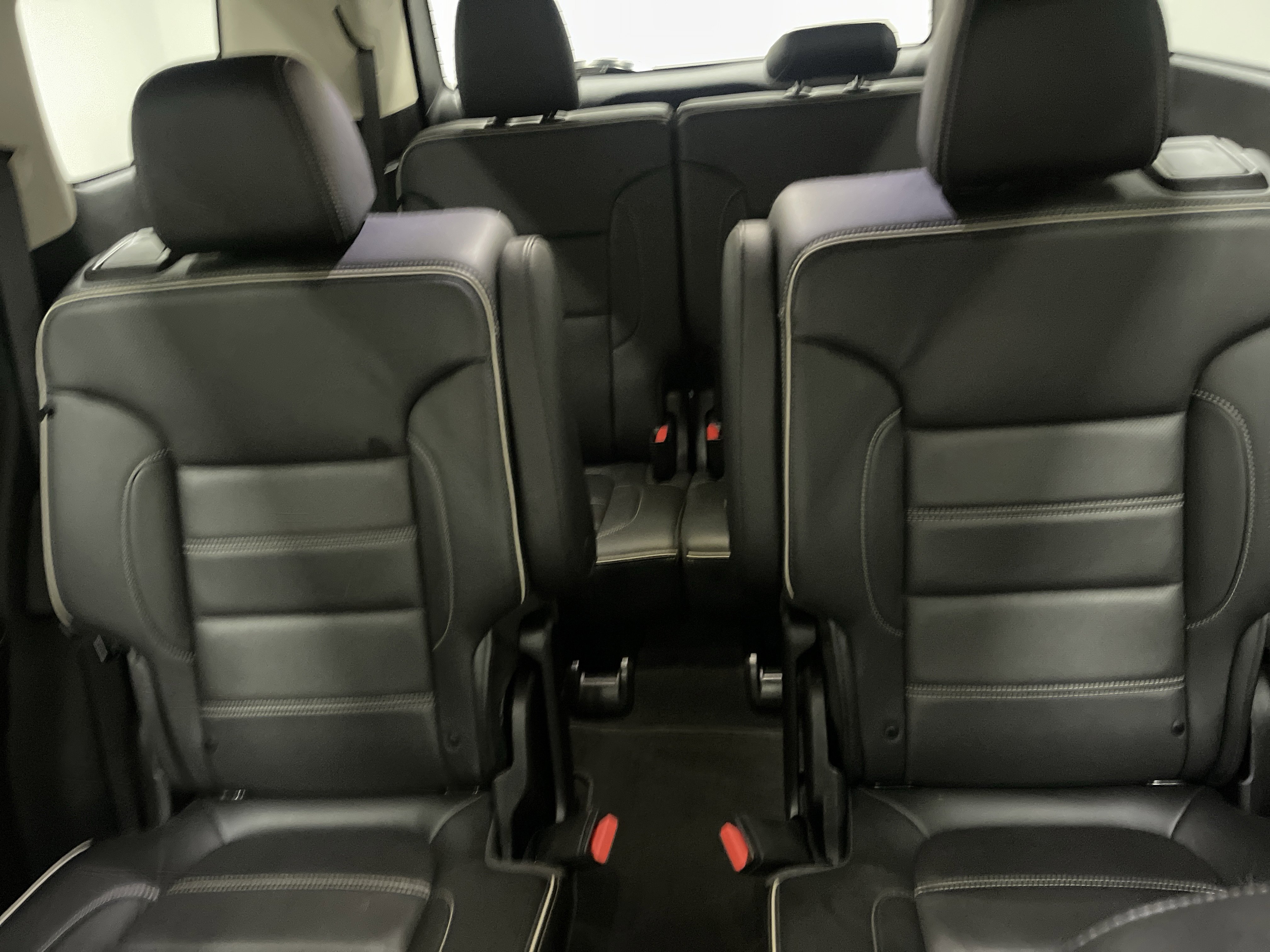 Used 2022 GMC Acadia Denali w/ Denali Ultimate Package image 11