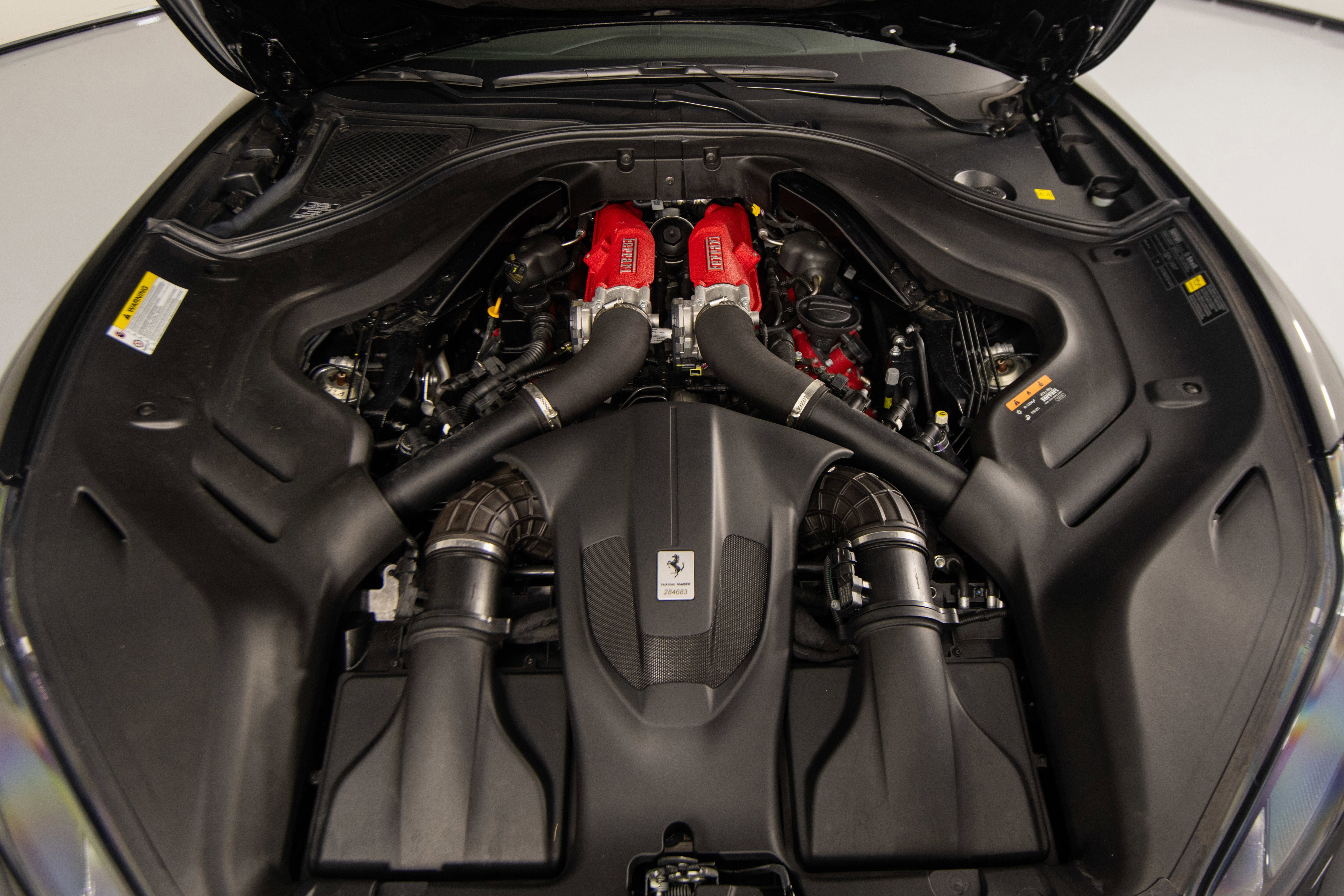 Certified 2022 Ferrari Portofino M image 19