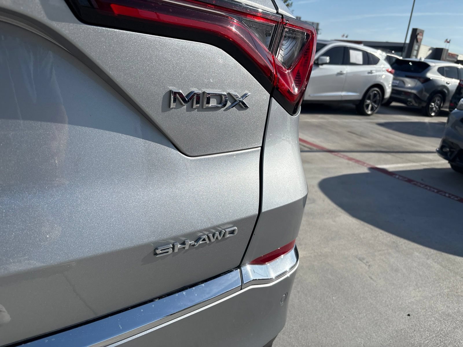 Used 2025 Acura MDX w/ Technology Package AWD/4WD image 6