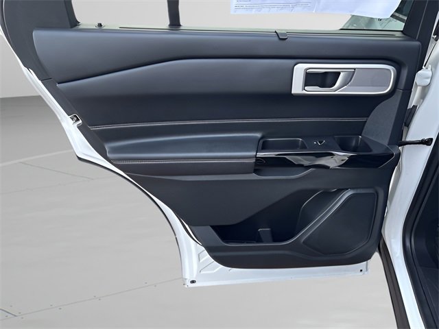 Used 2022 Ford Explorer ST image 17