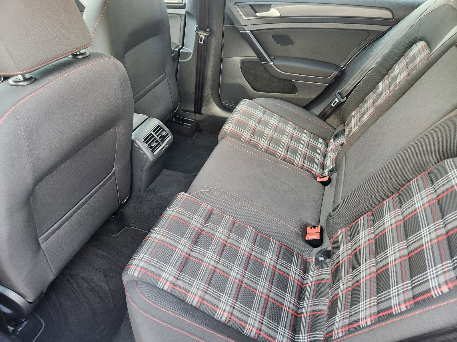 Used 2018 Volkswagen GTI S image 34