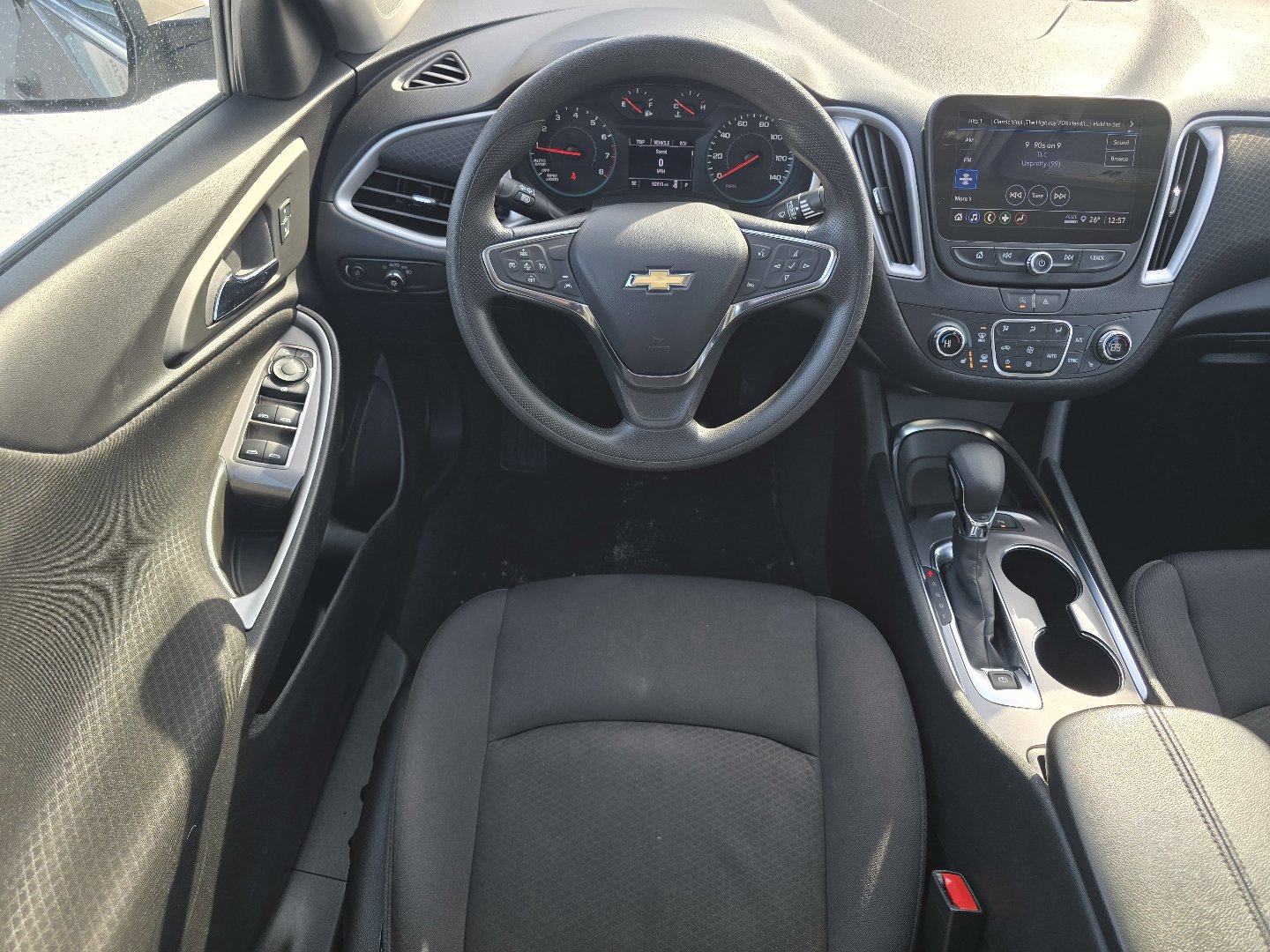 Used 2024 Chevrolet Malibu LT image 28