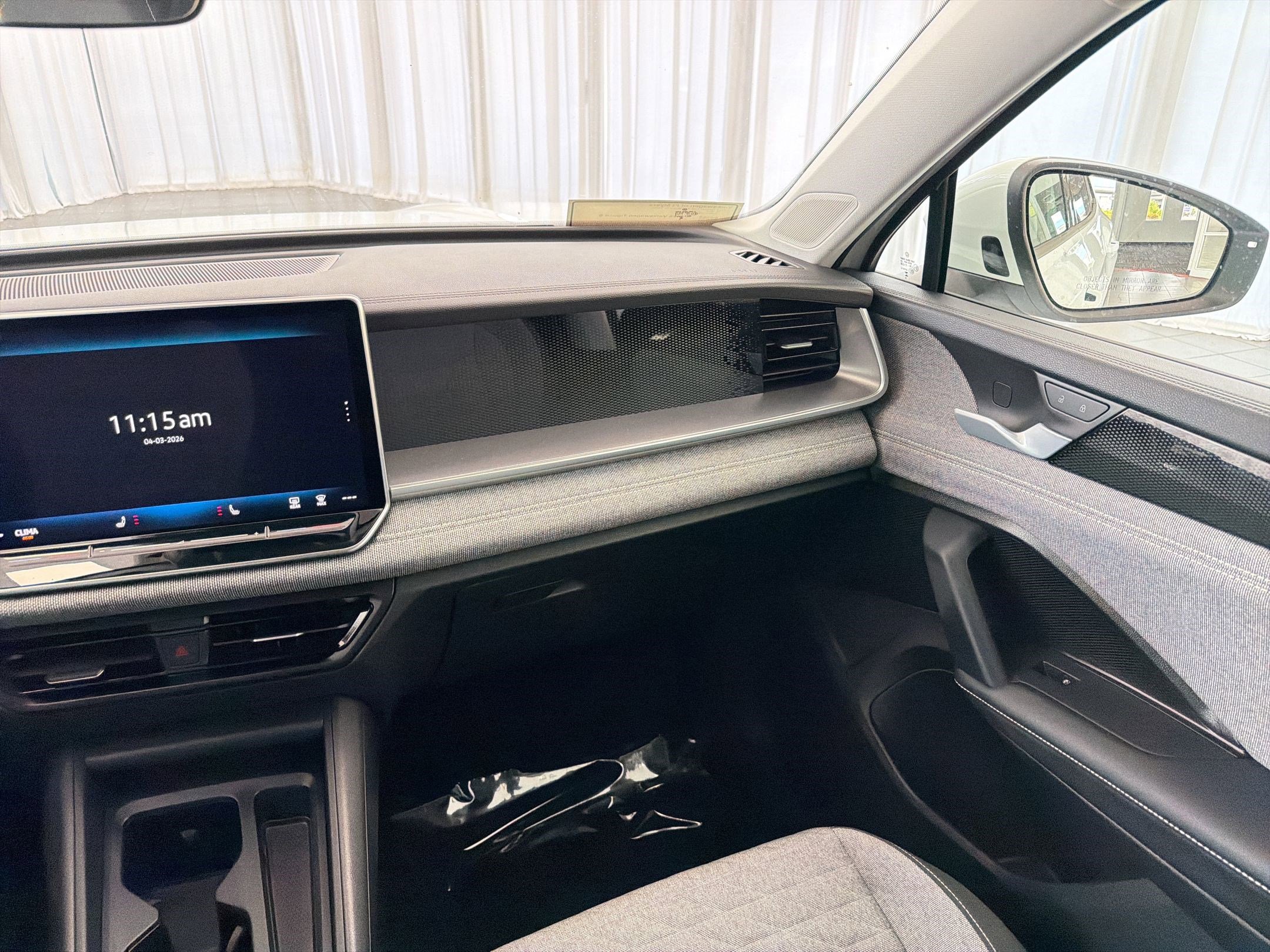 Used 2025 Volkswagen Tiguan S image 27