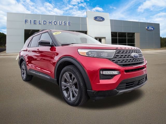 Used 2023 Ford Explorer XLT w/ Equipment Group 202A image 24