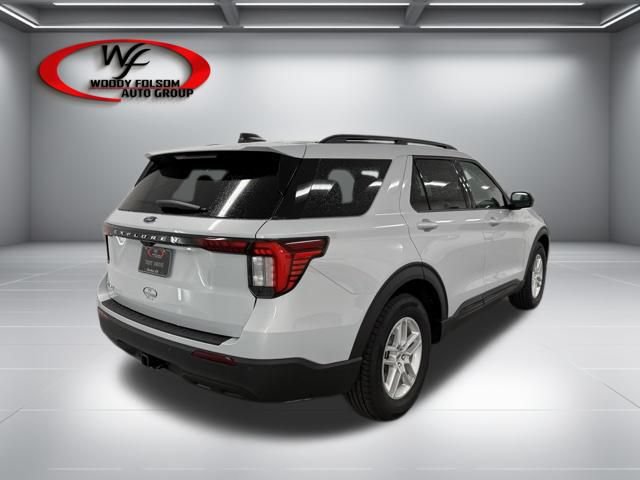 New 2026 Ford Explorer Active RWD image 6