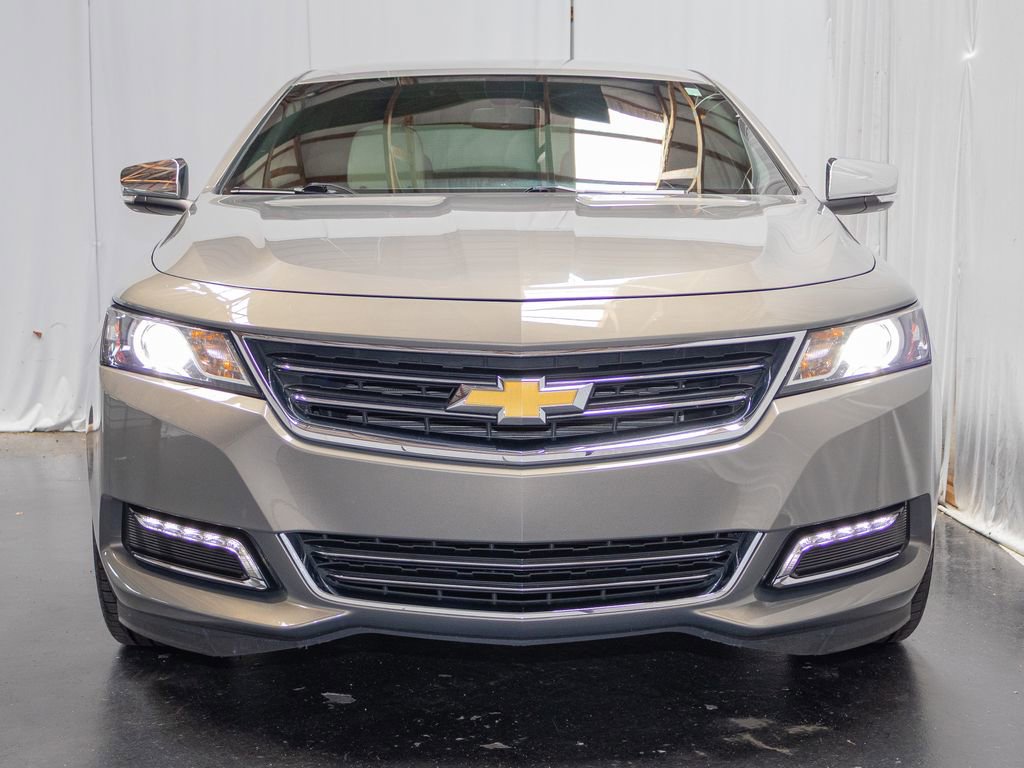 Used 2018 Chevrolet Impala Premier FWD image 2