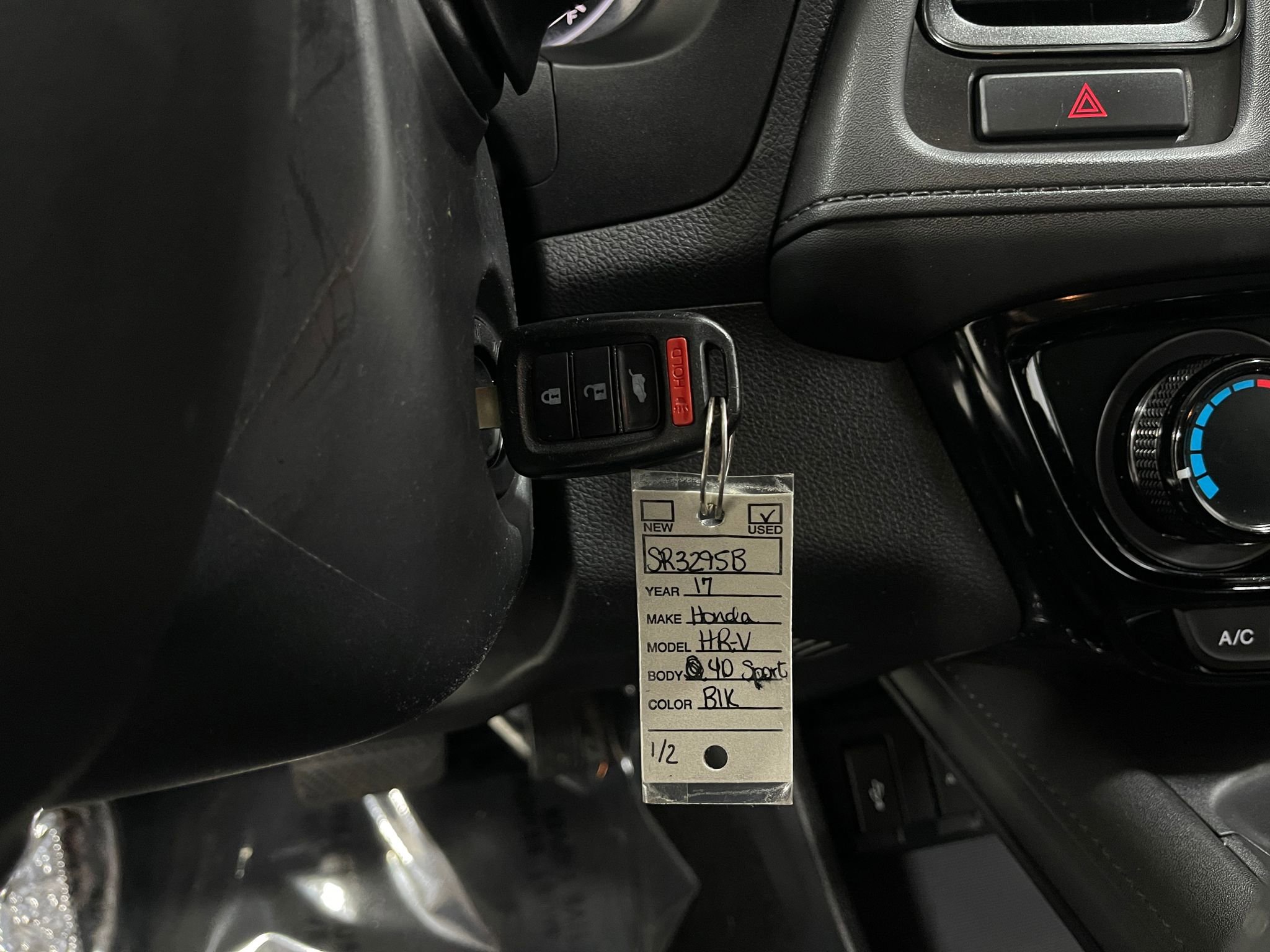 Used 2017 Honda HR-V LX image 19