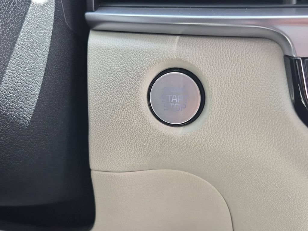 New 2026 Kia Sorento EX FWD image 17