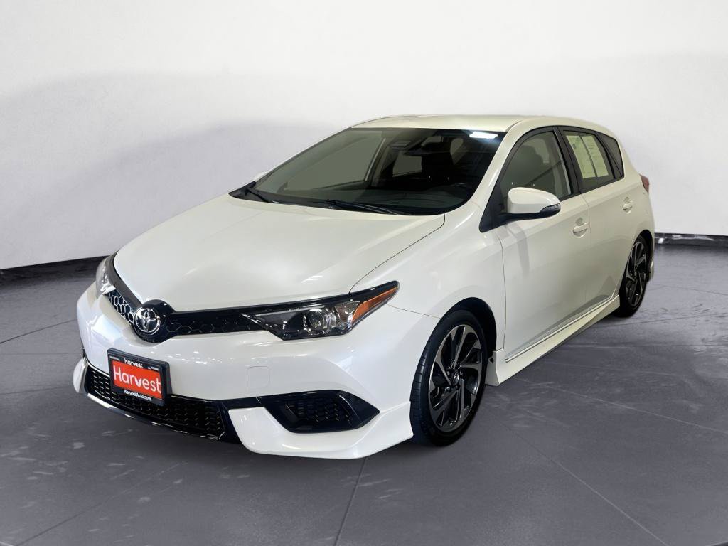 Used 2018 Toyota Corolla iM w/ All-Weather Mat Package FWD image 3