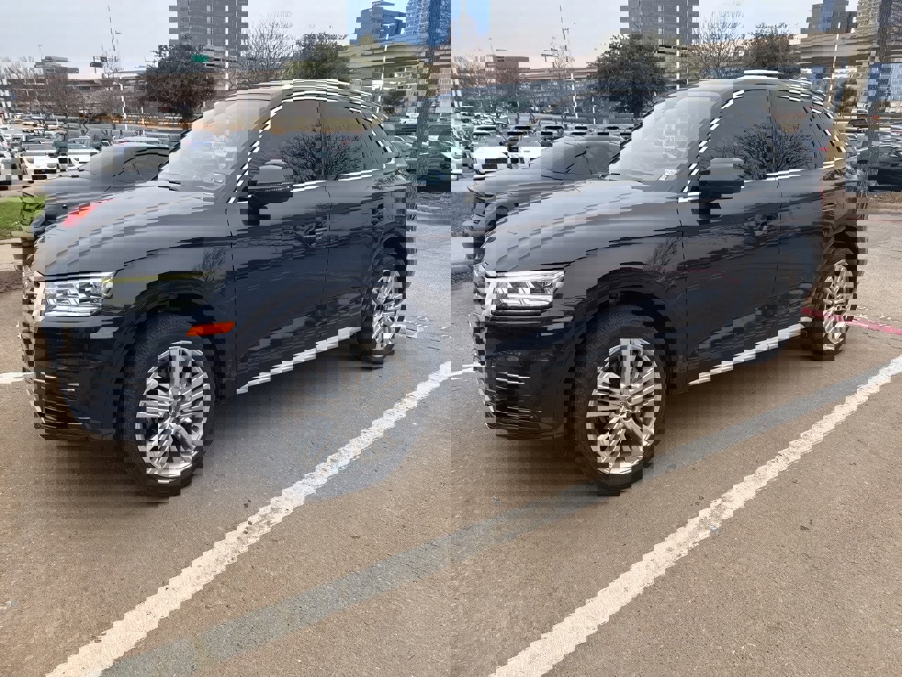 Used 2018 Audi Q5 2.0T Premium Plus w/ Premium Plus Package image 2