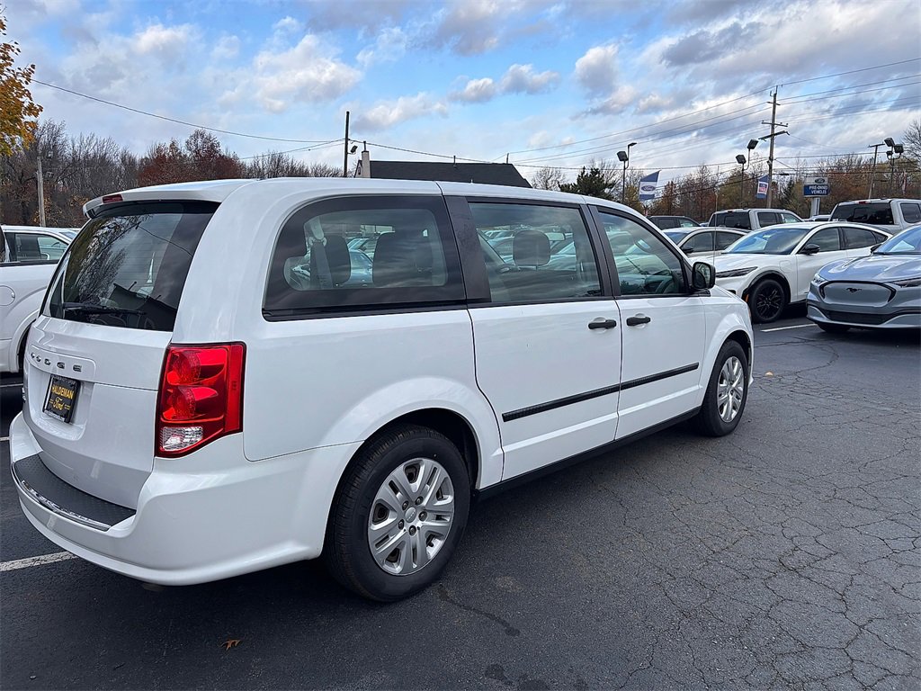 Used 2016 Dodge Grand Caravan American Value Package image 6