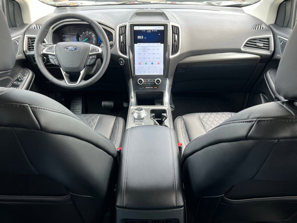 Used 2024 Ford Edge Titanium w/ Equipment Group 301A image 25