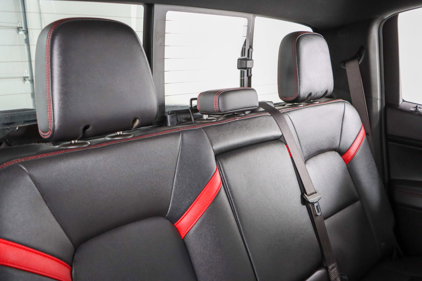 Used 2024 Chevrolet Colorado Z71 w/ Z71 Convenience Package 2 image 27