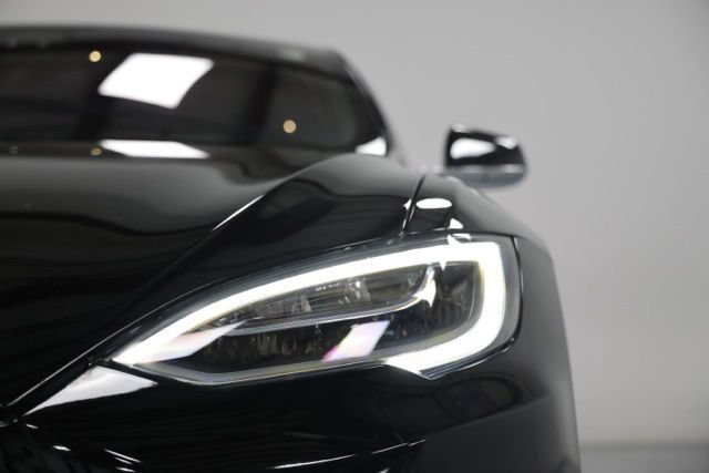 Used 2021 Tesla Model S Long Range Plus AWD/4WD image 3