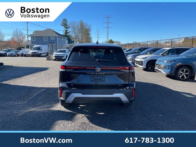 New 2026 Volkswagen Tiguan SE image 3