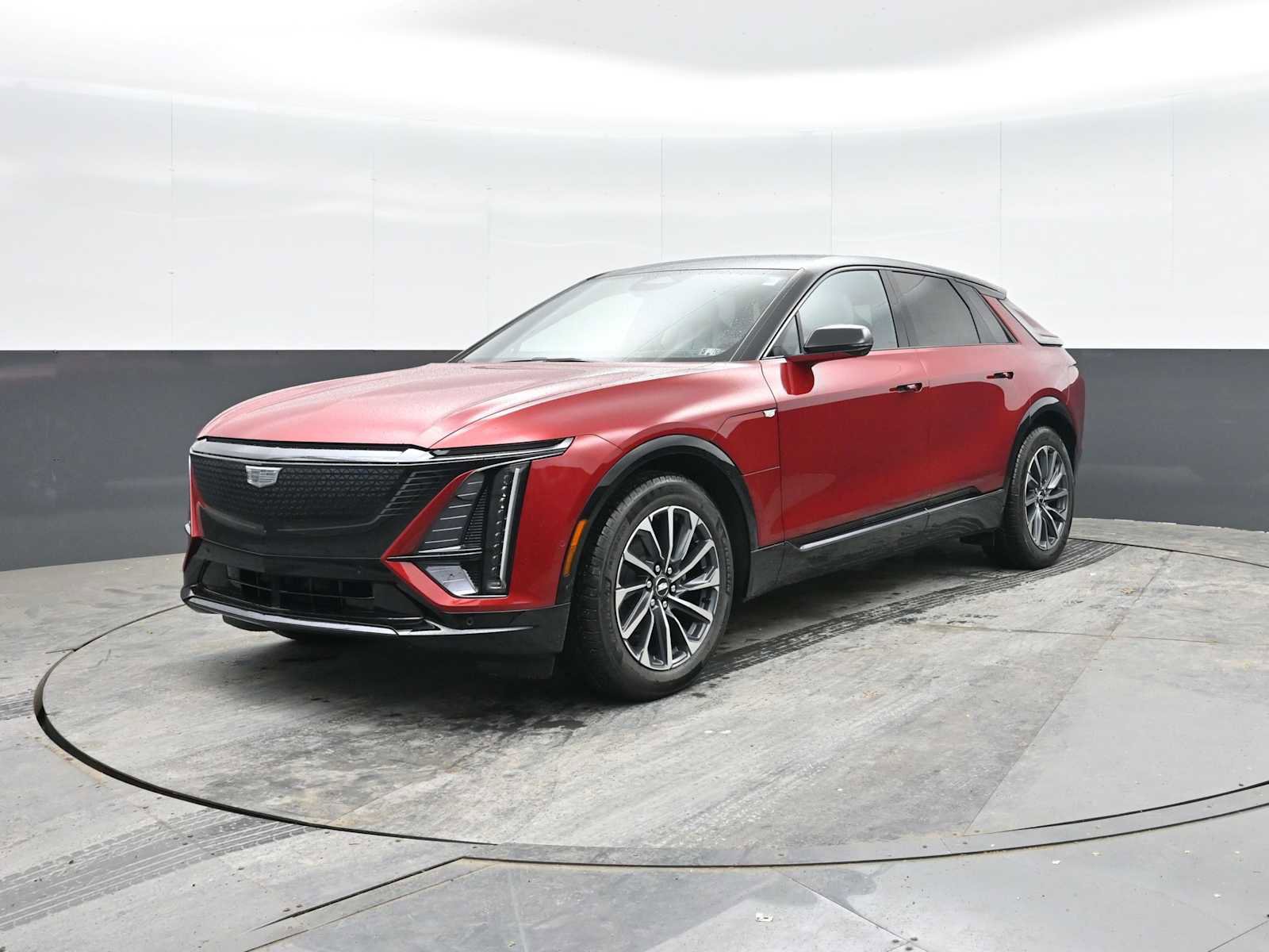 New 2025 Cadillac Lyriq Sport image 5